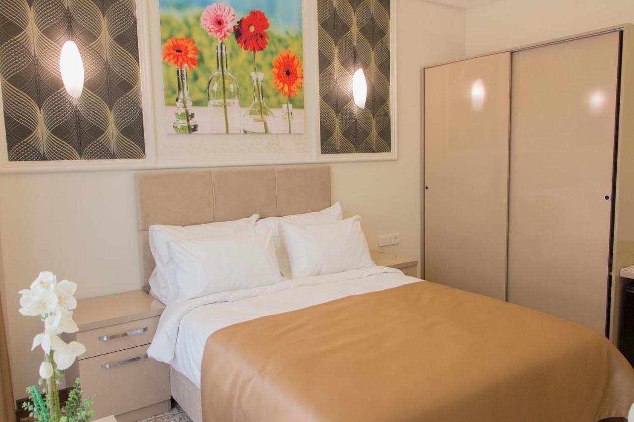 Goldhan Hotel เทเคียร์ดัก ภายนอก รูปภาพ