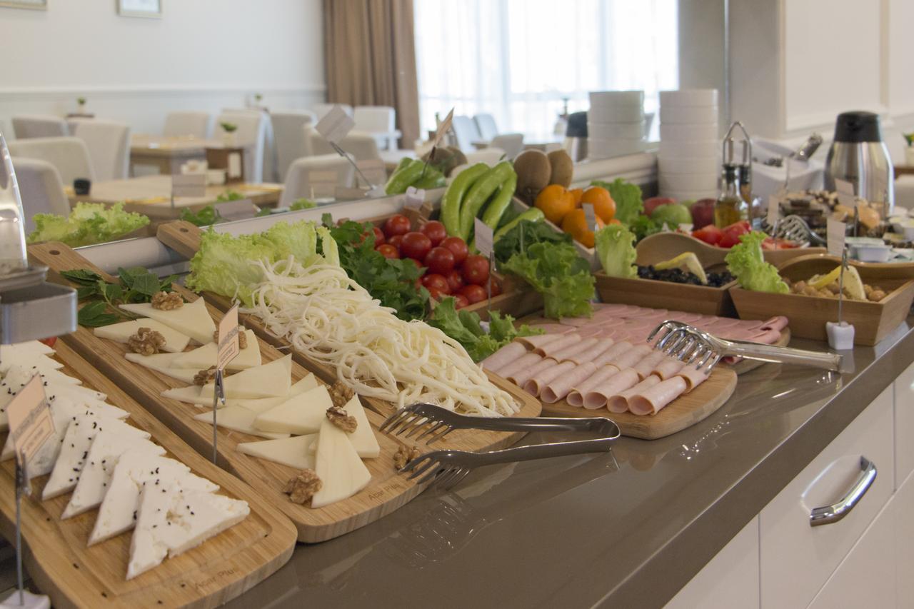 Goldhan Hotel เทเคียร์ดัก ภายนอก รูปภาพ